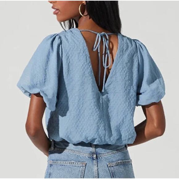 ASTR Revolve Bubble Sleeve Gauze Top Blue Size XS Tie Back Pastel Fairy Preppy - Picture 2 of 10